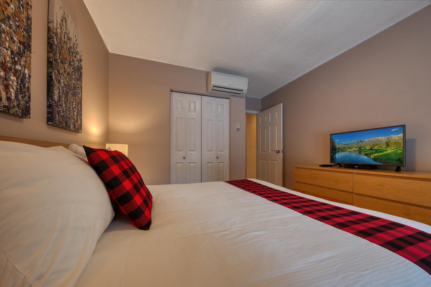 Ridgeview Resort Radium Hot Springs Exterior photo