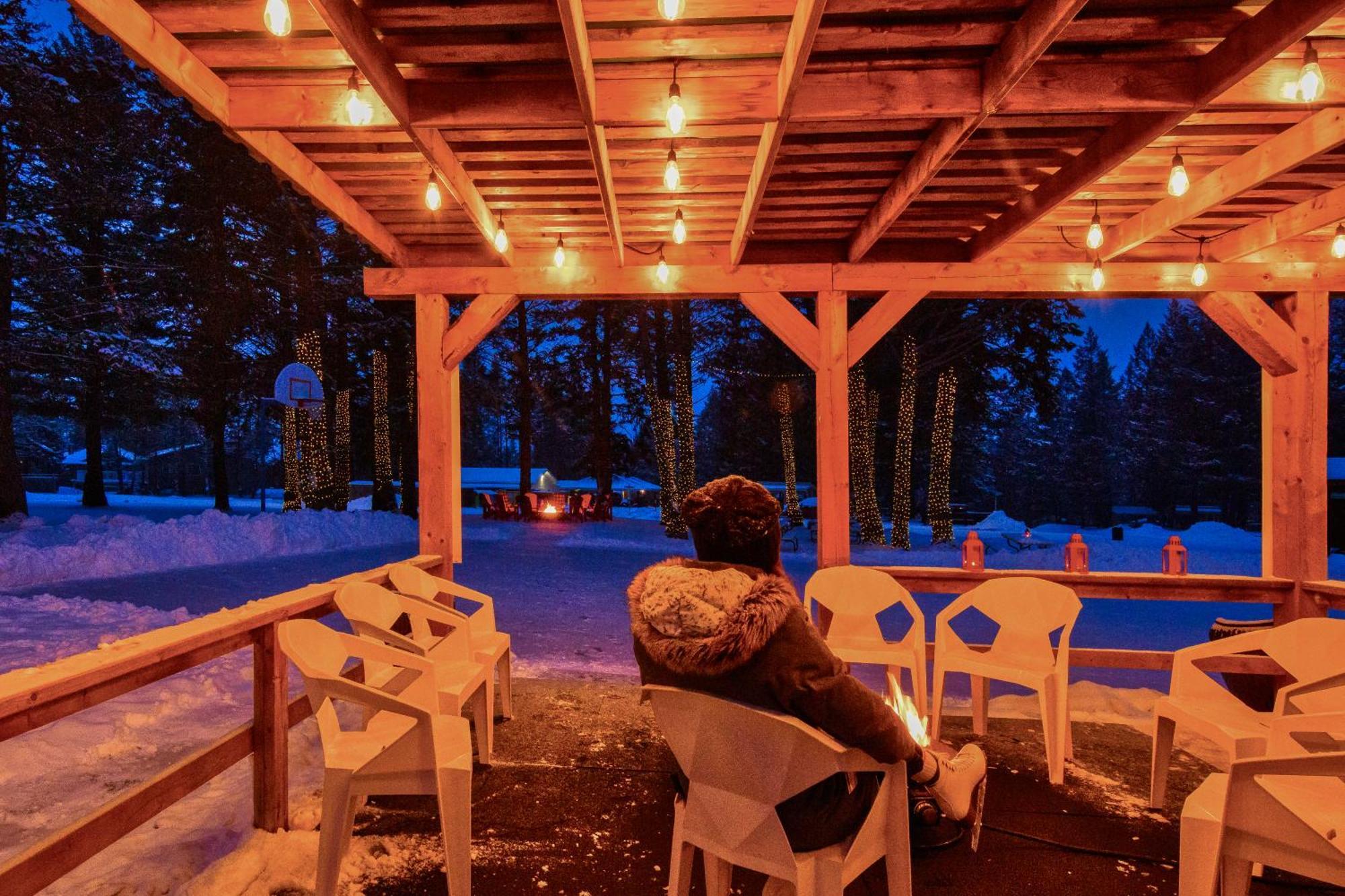 Ridgeview Resort Radium Hot Springs Exterior photo